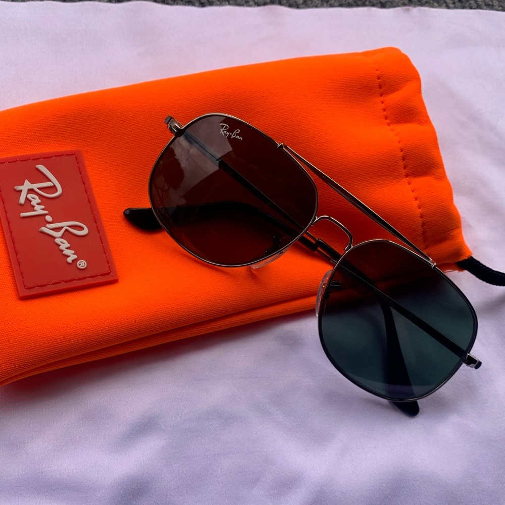Kids RayBan Aviator.